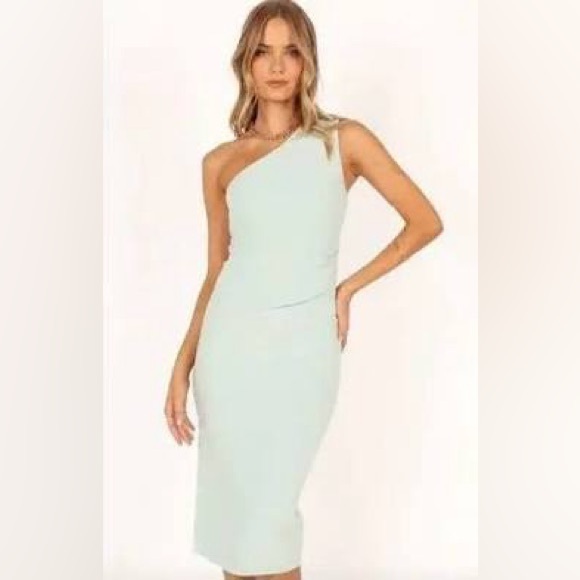 Petal & Pup One-Shoulder Light mint midi dress - Picture 1 of 5